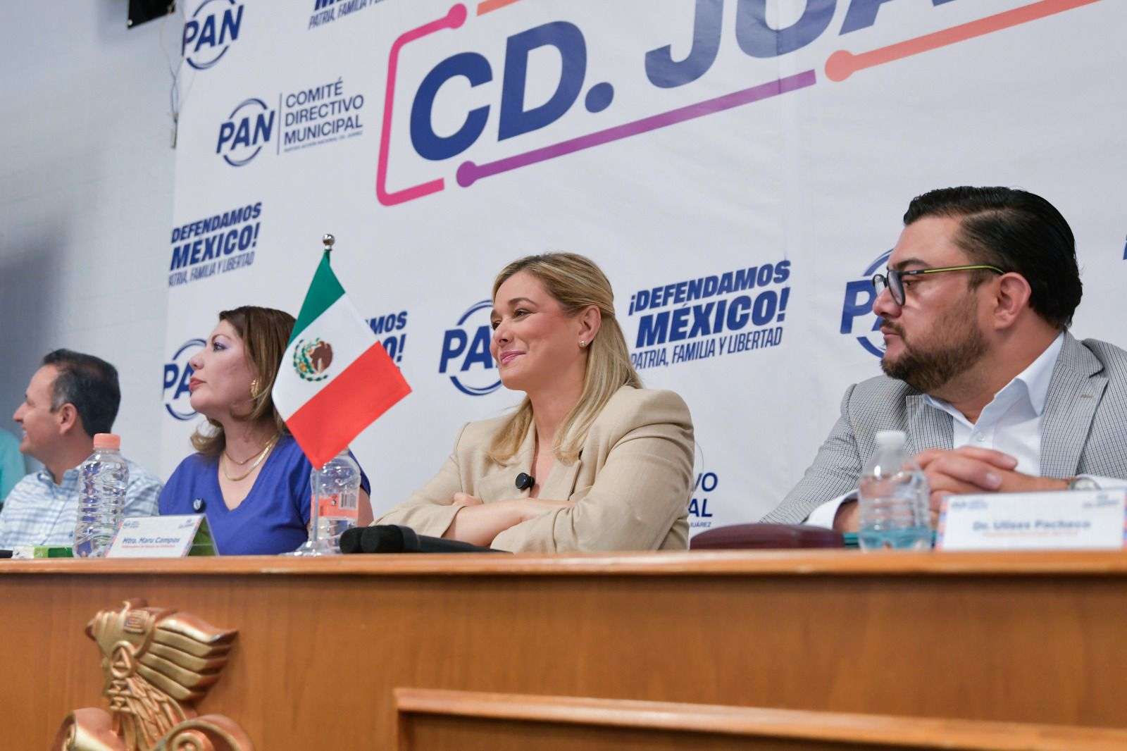Rinden protesta representantes generales del PAN