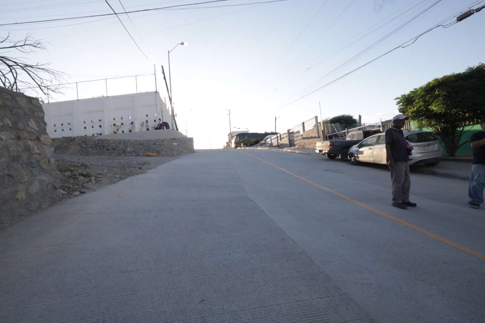 Entrega Municipio obras de pavimentación en calle Almoloya
