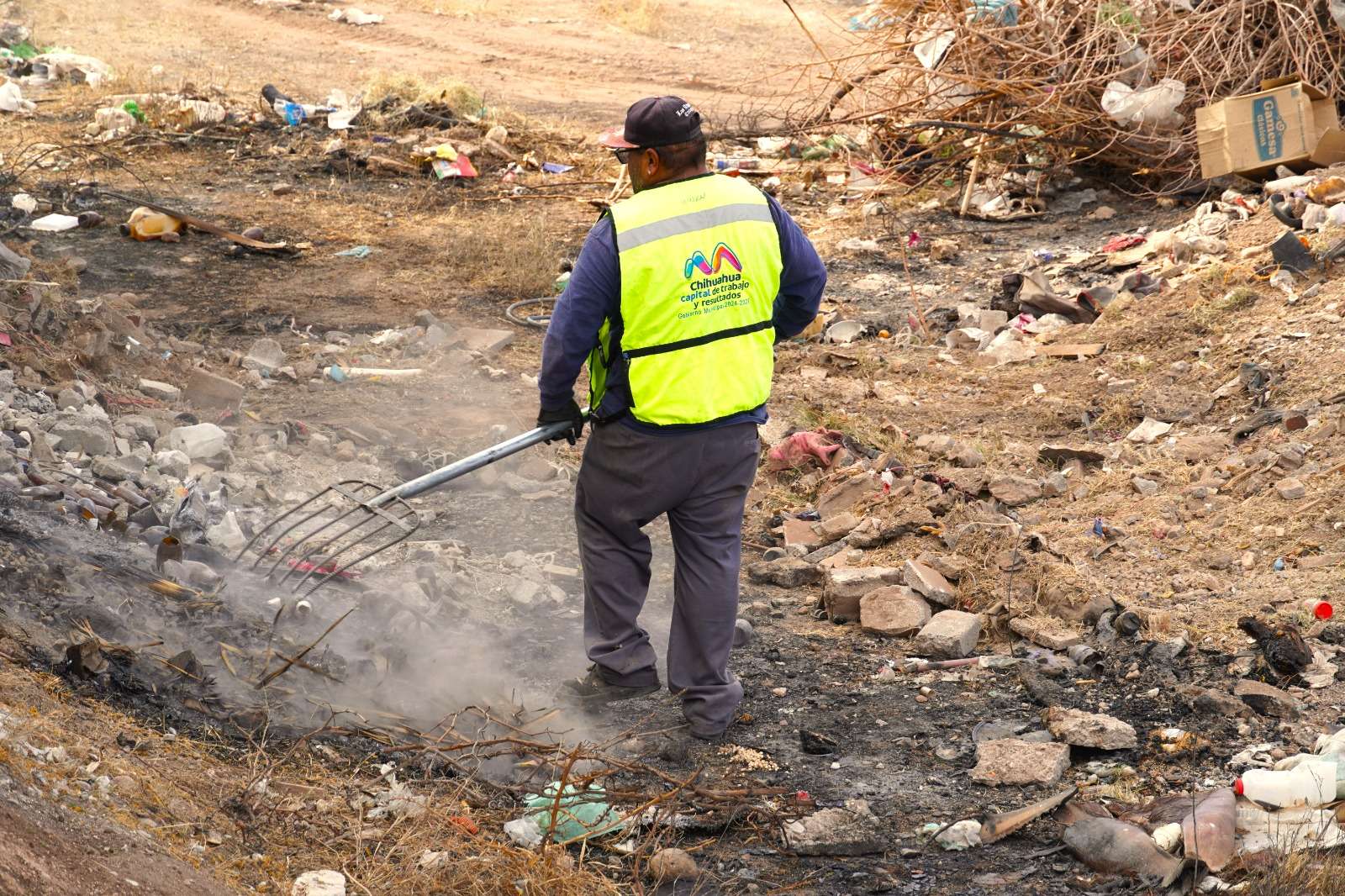 Implementan operativo integral de limpieza en arroyos 