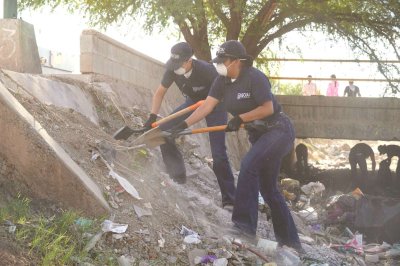 Implementan operativo integral de limpieza en arroyos 