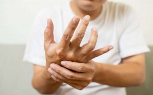 Observan retos y avances en el Día Mundial del Parkinson