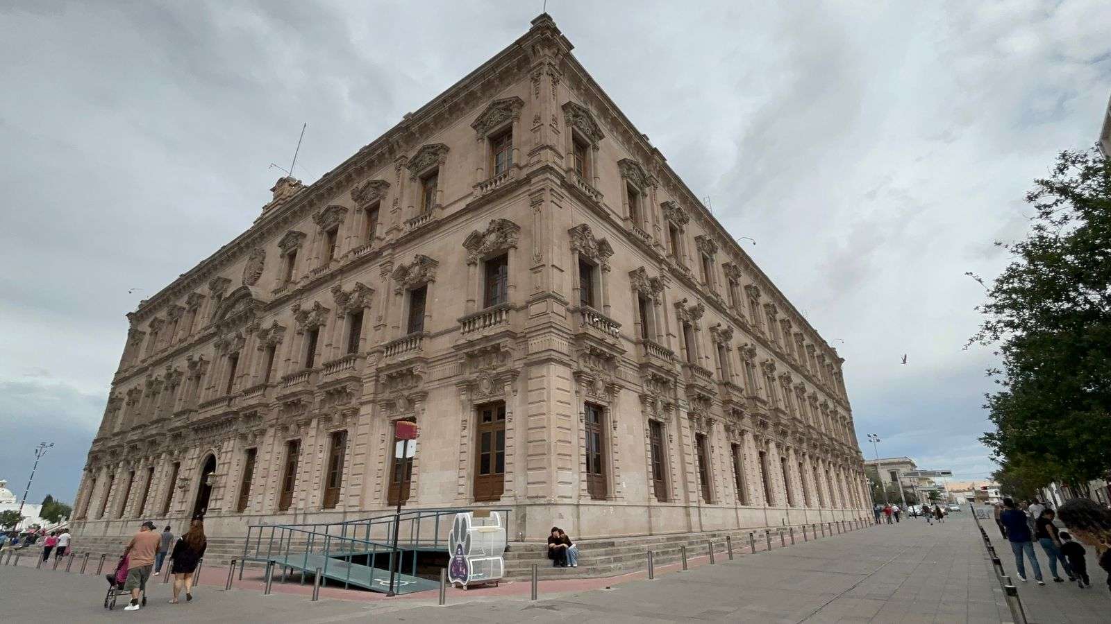 Registra tarde fresca con probabilidad de lluvias por frente frío