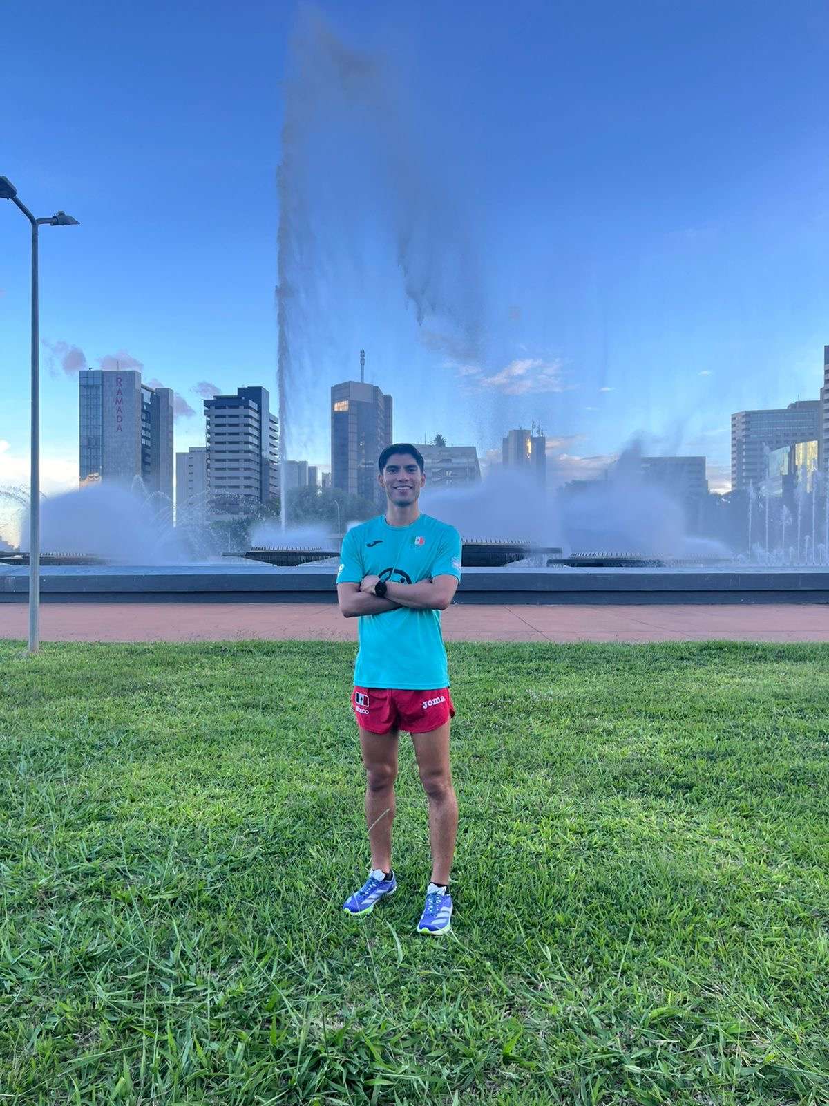 Van marchistas de Meta Olímpica CUU por el mundial en Brasilia