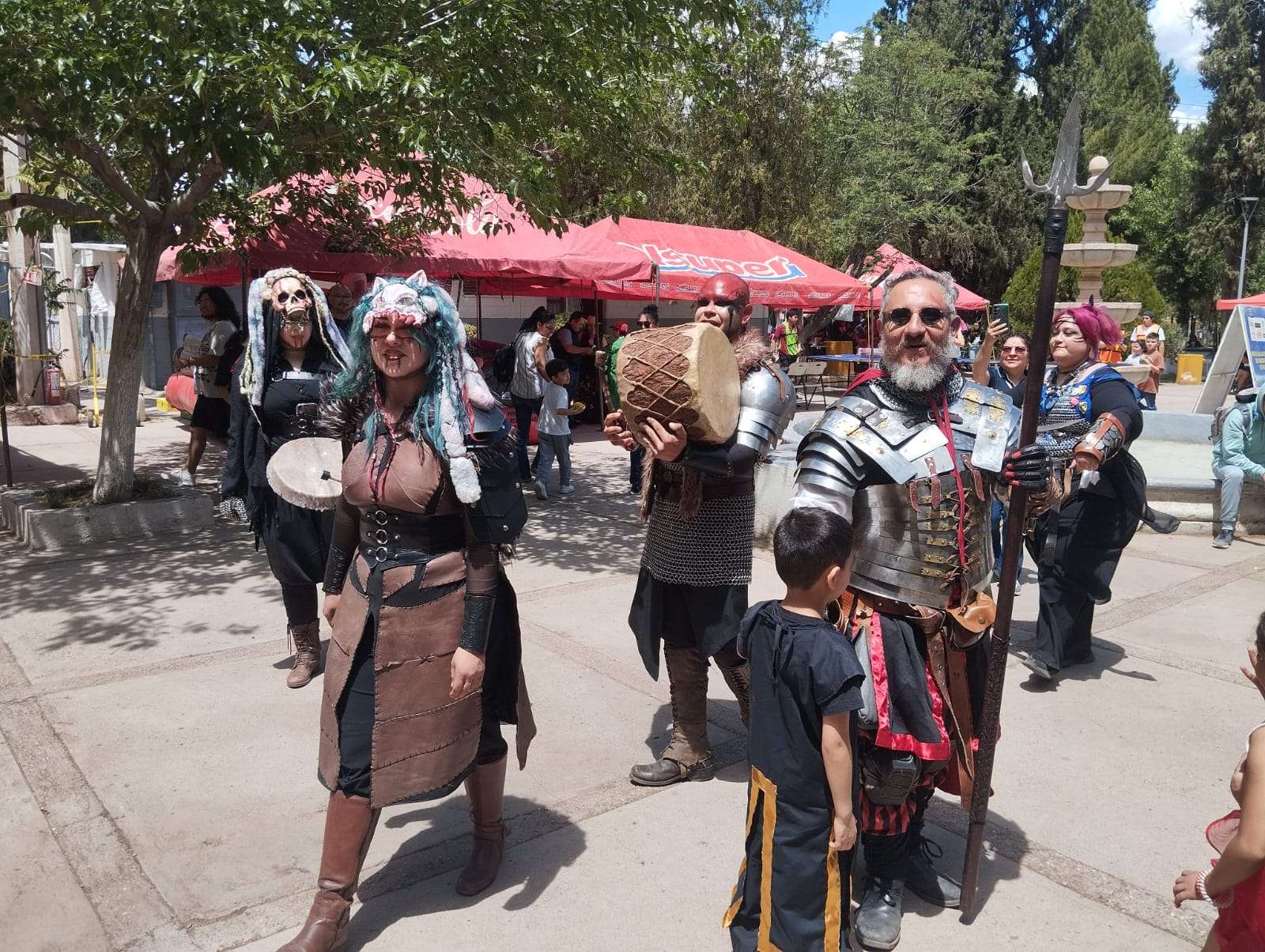 Celebra Fans Fest evento medieval con combates escénicos