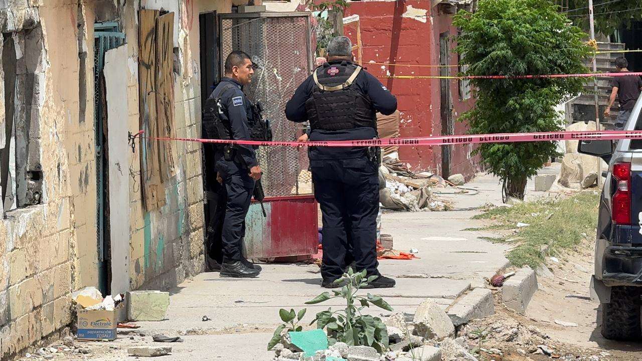 Localizan a hombre muerto en vivienda abandonada 