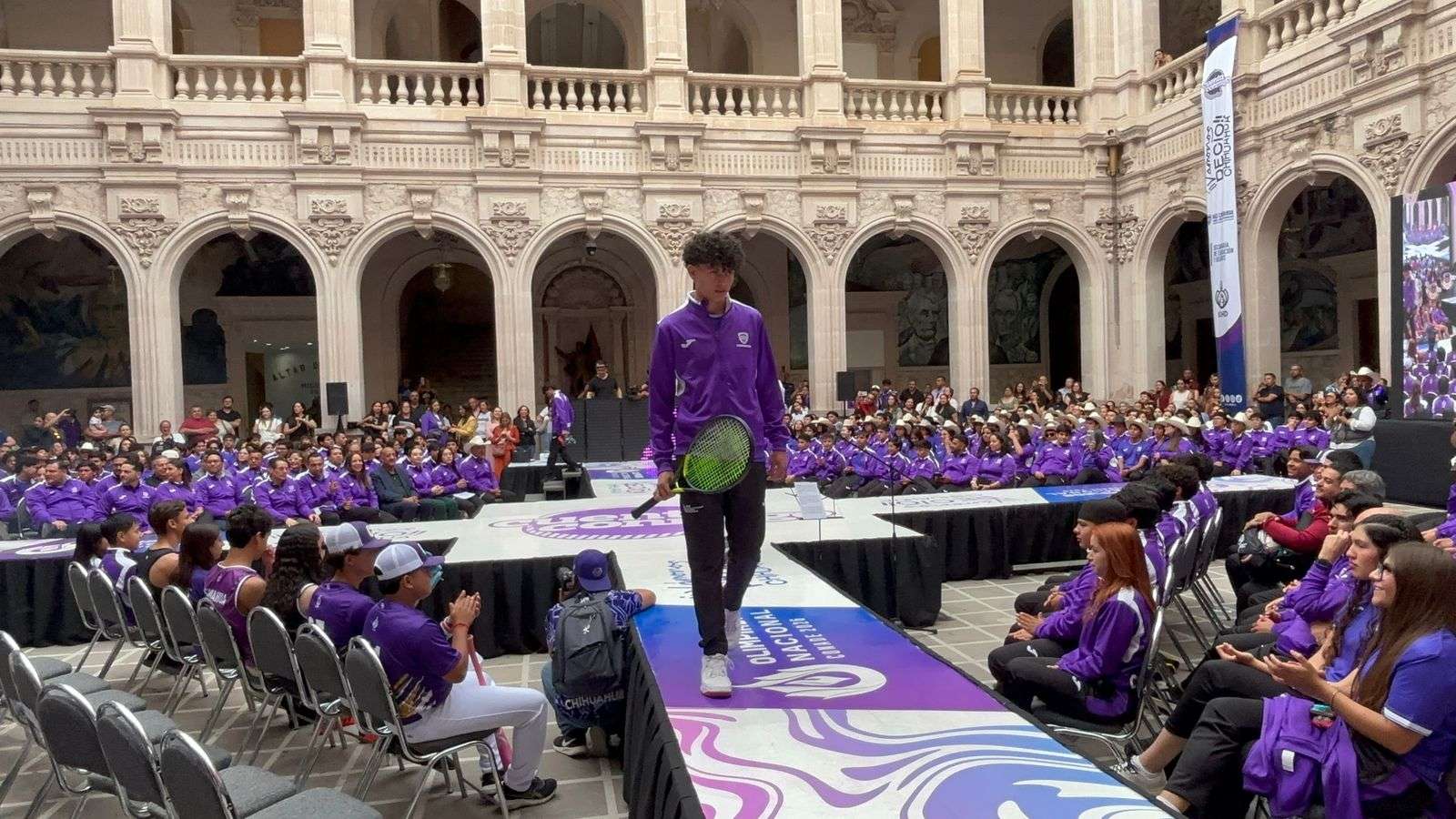 Abanderan a más de mil jóvenes deportistas para la Olimpiada Nacional 