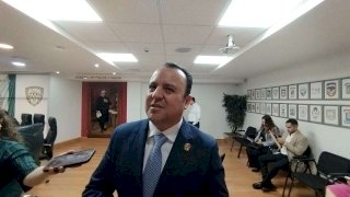 Apoya Guillermo Ramírez a su hermano y se deslinda como funcionario 