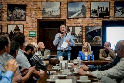 Escucha Marco Bonilla urgencias de Juárez en encuentro con sociedad civil 