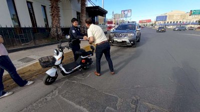 Resulta lesionado por choque en el Ortiz Mena