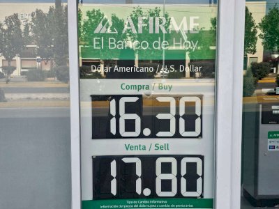 Baja el dólar a $17.80 en banco Afirme