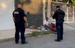 Confunden a hombre dormido con un muerto en la Magisterial