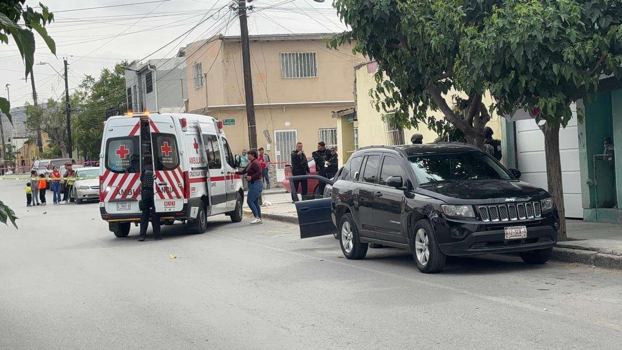 Ataque armado deja a una mujer lesionada