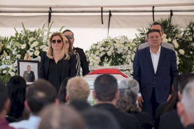 Despiden con honores a los agentes Pedro Oseguera y Manuel Méndez 