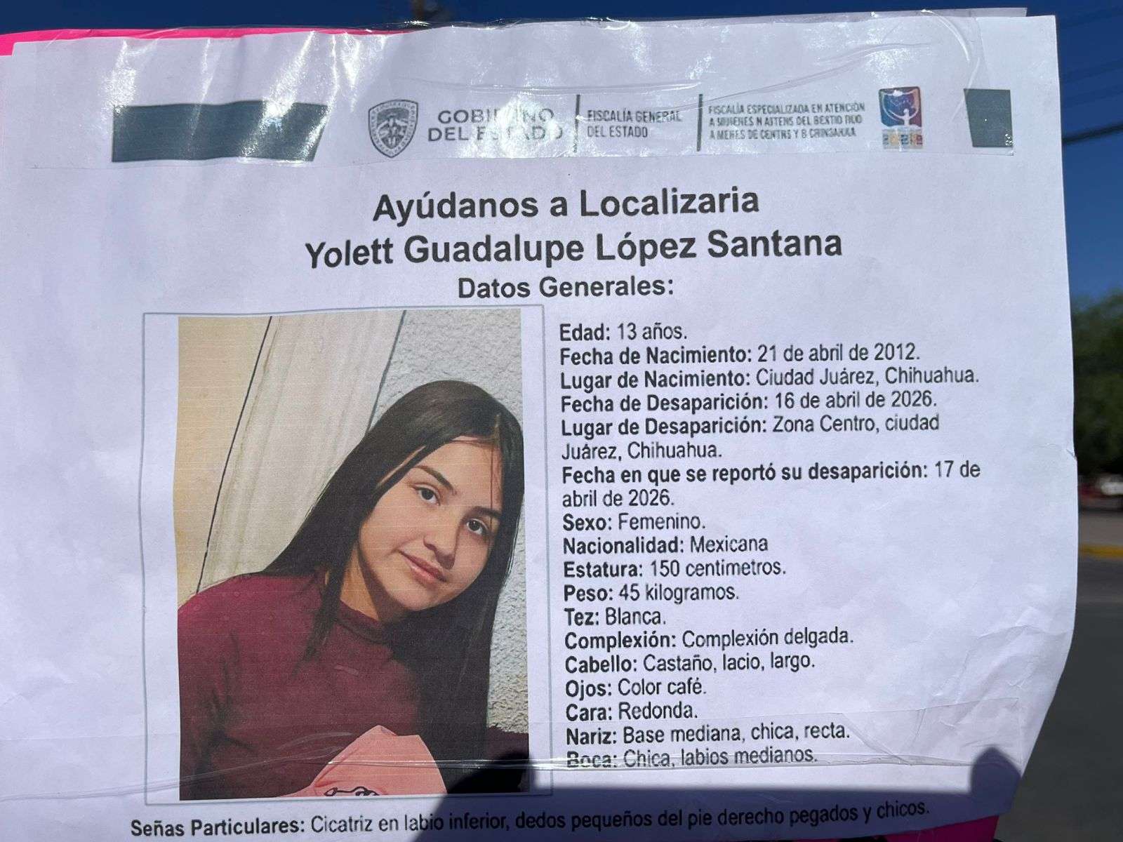 Desaparece estudiante tras salir de secundaria; familiares bloquean calles