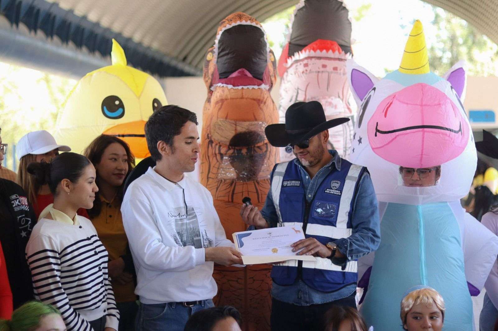 Refuerzan labores comunitarias en el Parque Central 