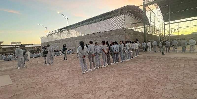 Realizan revisión extraordinaria en penal femenil