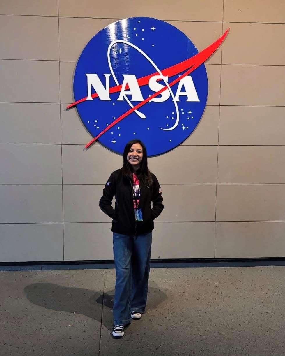 Lanza científica juarense proyecto desde el Kennedy Space Center 