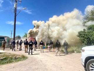 Apagan incendio a cubetazos en vivienda de Aldama 