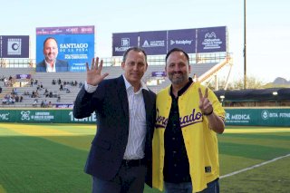 Lanza Santiago de la Peña primer pitcheo de los Dorados en la LMB