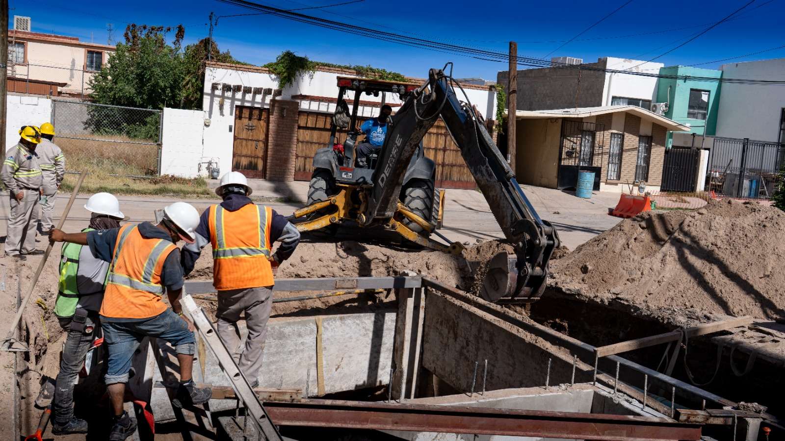 Resuelve JMAS problemas de inundación en la colonia Olimpia