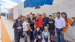 Pintan alumnos murales de Sendero Seguro