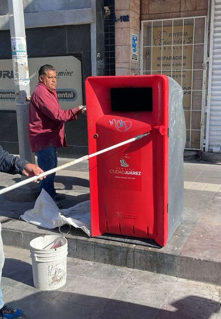 Dan mantenimiento al Centro Histórico