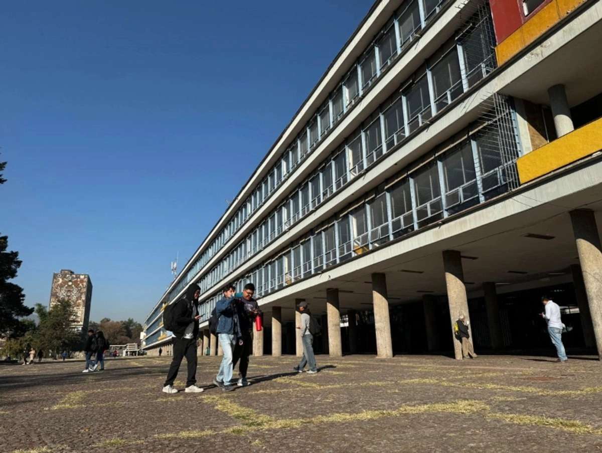 Laboran más del 70 % de los docentes universitarios en la precariedad