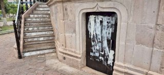 Denuncia Municipio daños al kiosco del Parque Lerdo 