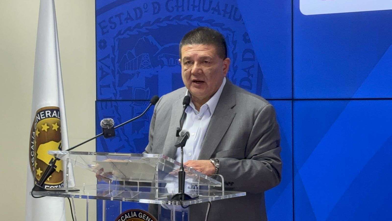 Reflexiones no pedidas sobre César Jáuregui 