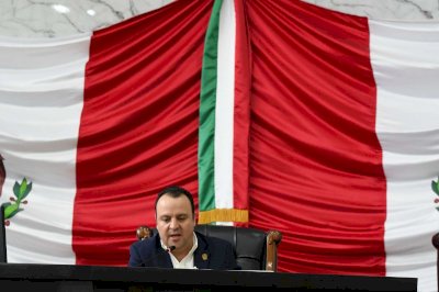 Aprueban inscripción de La Adelita en Salón de Sesiones del Congreso 