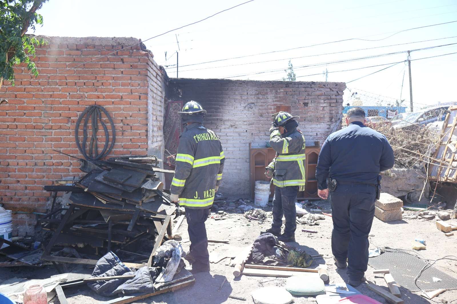 Atienden predio con alto riesgo de incendio en colonia Cerro de la Cruz