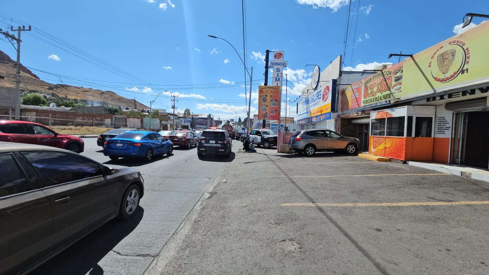 Atienden policías a hombre en estado de ebriedad en la Pacheco