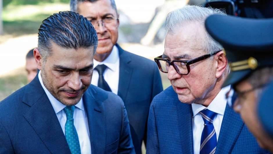 Rocha no quiere renunciar y en Palacio crece el temor a un operativo relámpago de EU 