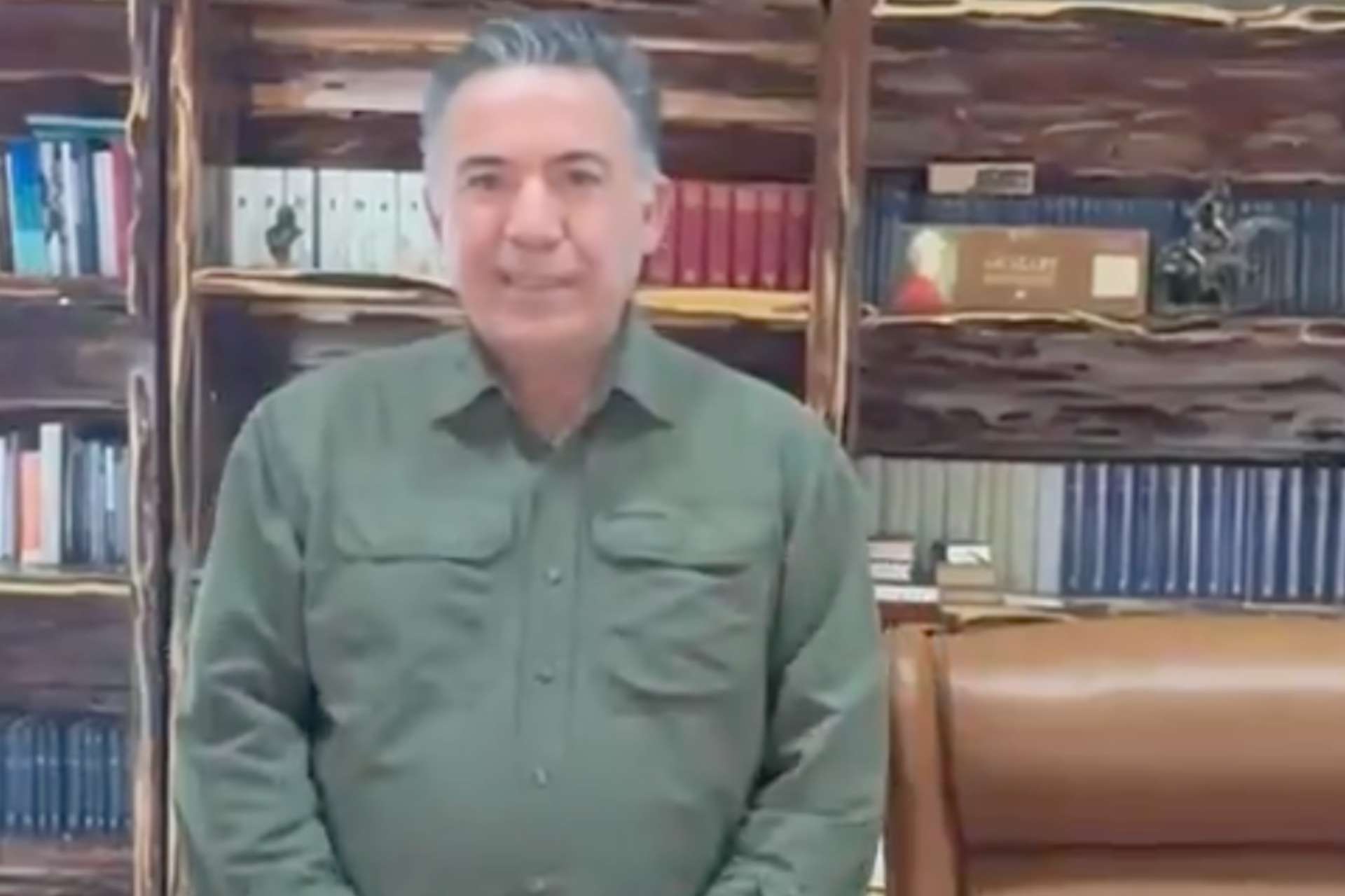 Reaparece Enrique Inzunza; anuncia regreso a la Comisión Permanente