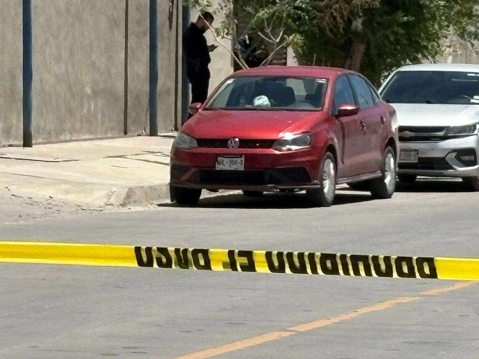 Asaltan a trabajador tras salir del banco y le roban casi 200 mil pesos