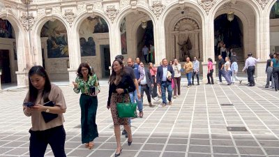 Evacuan Palacio de Gobierno por primer simulacro nacional 