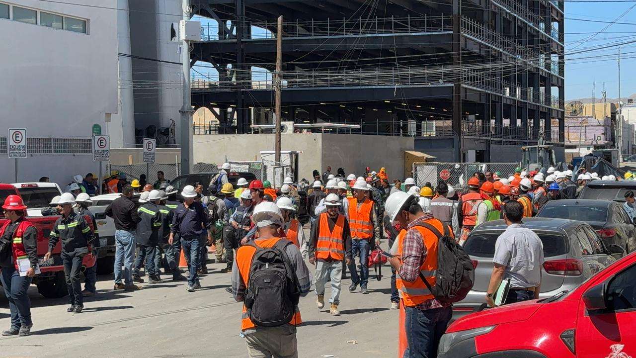 Evacúan a 150 personas durante simulacro en Torre Centinela