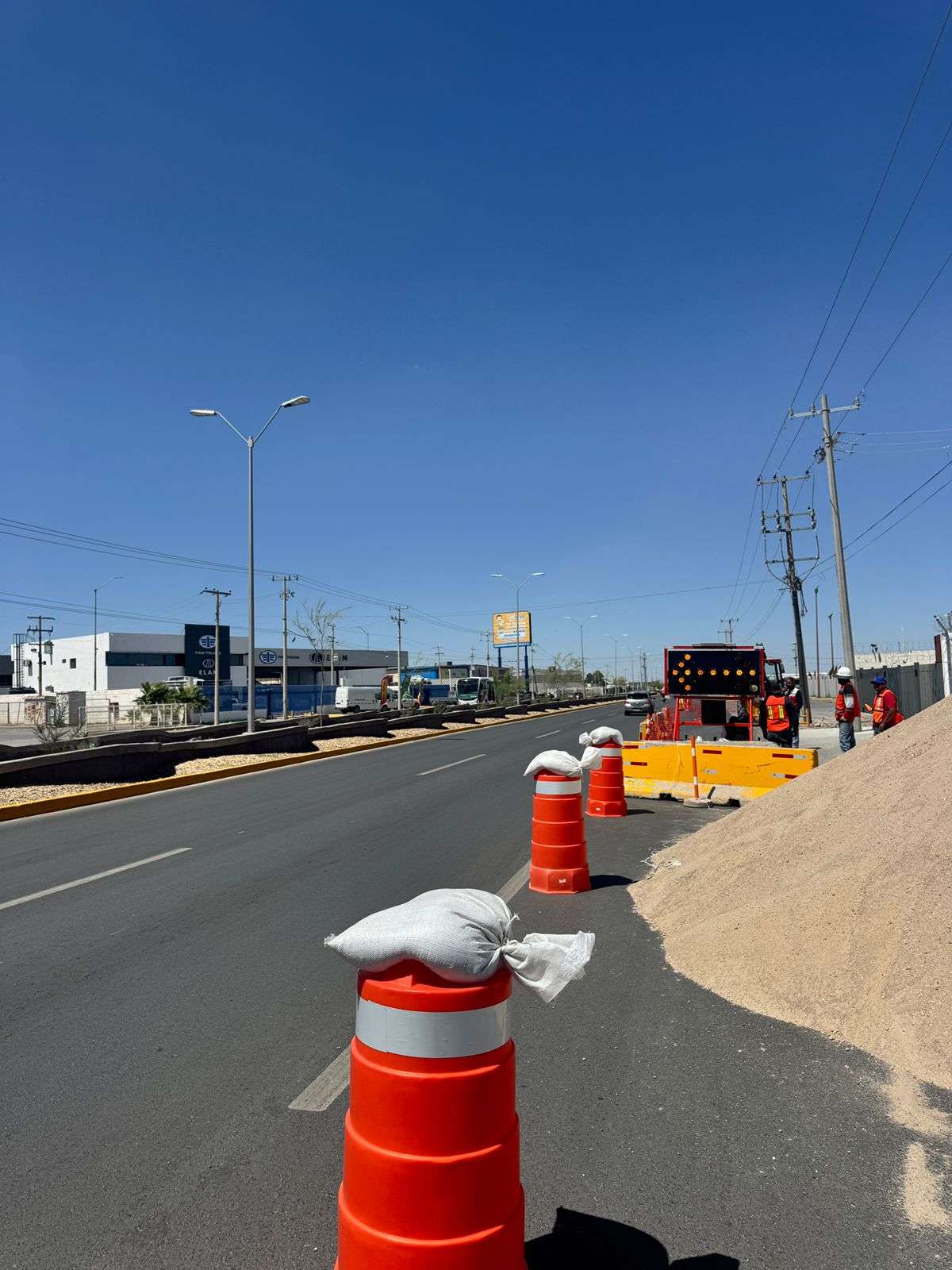 Alertan por obras y tráfico en la avenida Tecnológico