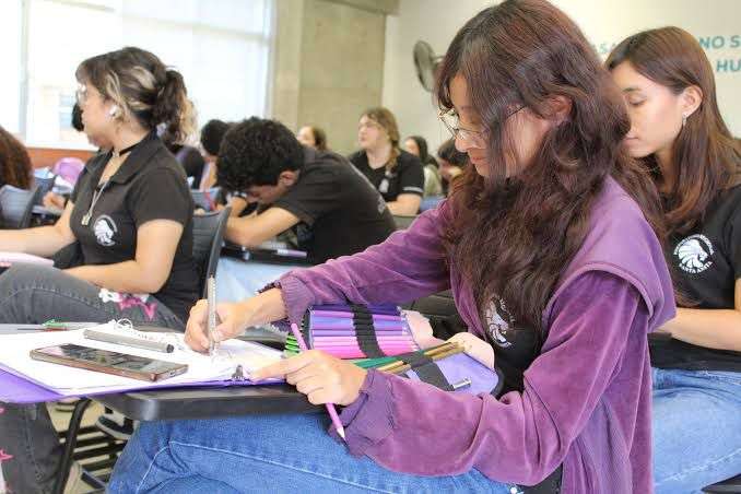 Buscan garantizar espacios de preparatoria para todos los aspirantes 