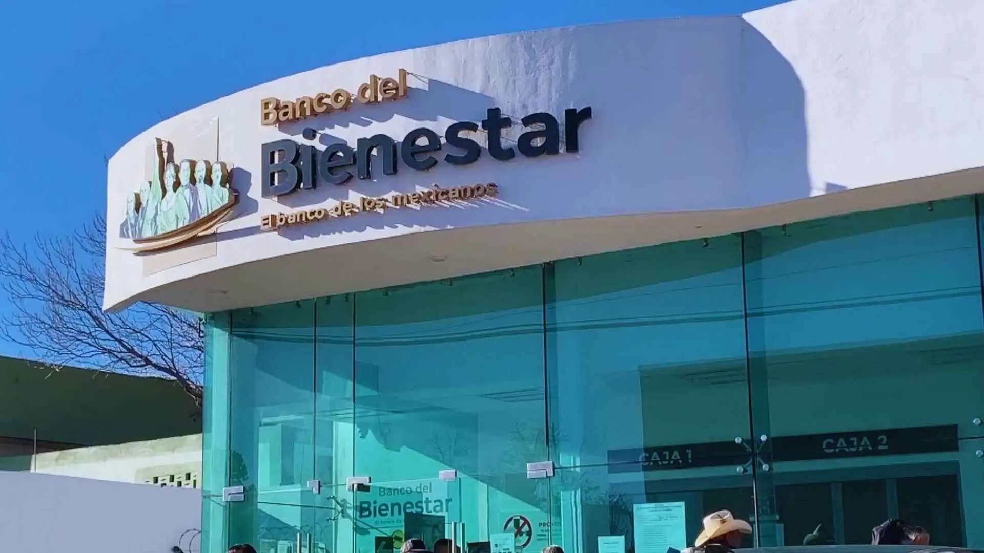 AHÍ VIENE