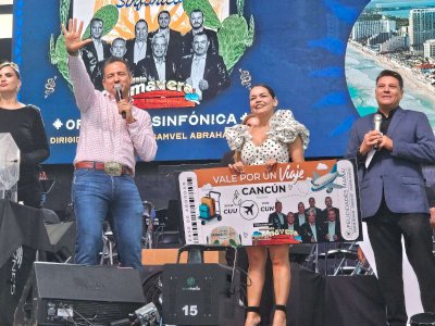 Celebran el Día de las Madres con concierto de Conjunto Primavera y rifas 
