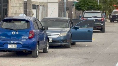Balean a uno cuando bajaba de su auto en Sol de Oriente
