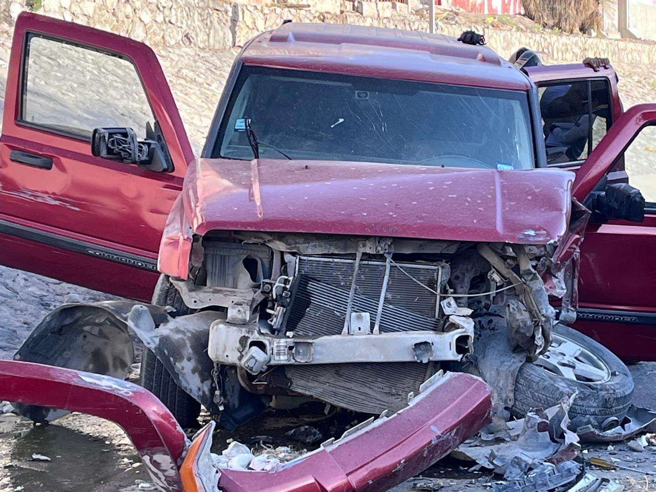 Invade sentido contrario y choca de frente en el Viaducto Díaz Ordaz