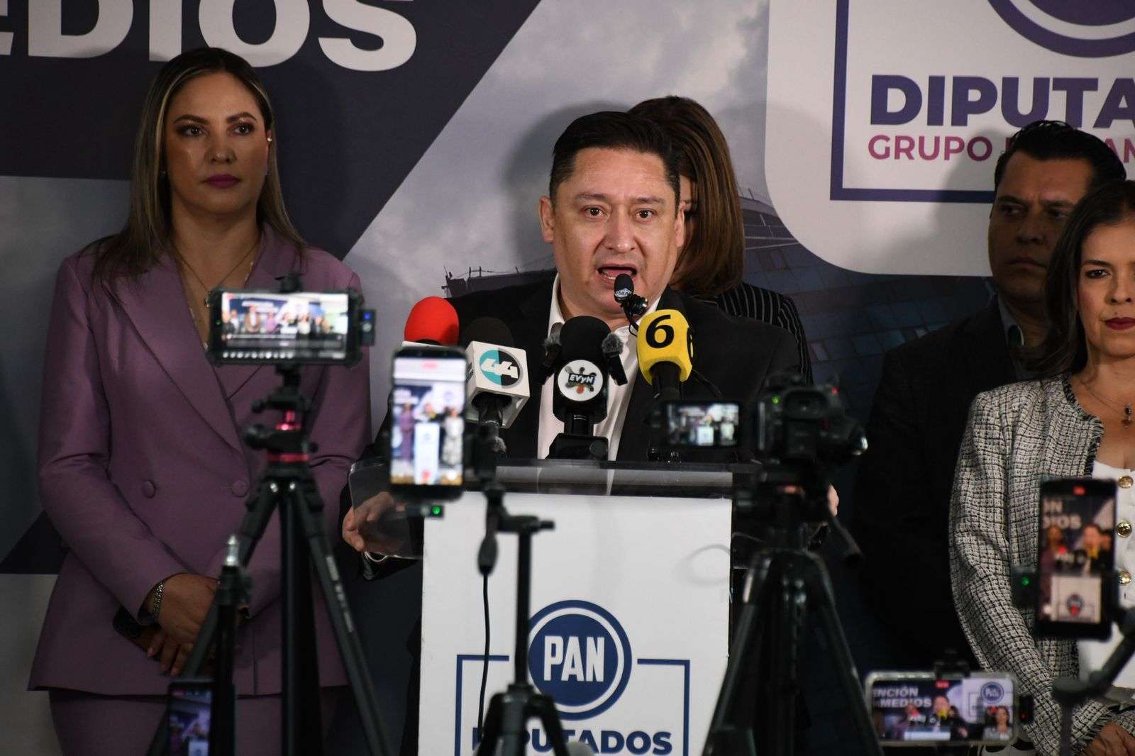 Acusa Diputado marcha de Morena como defensa del crimen organizado
