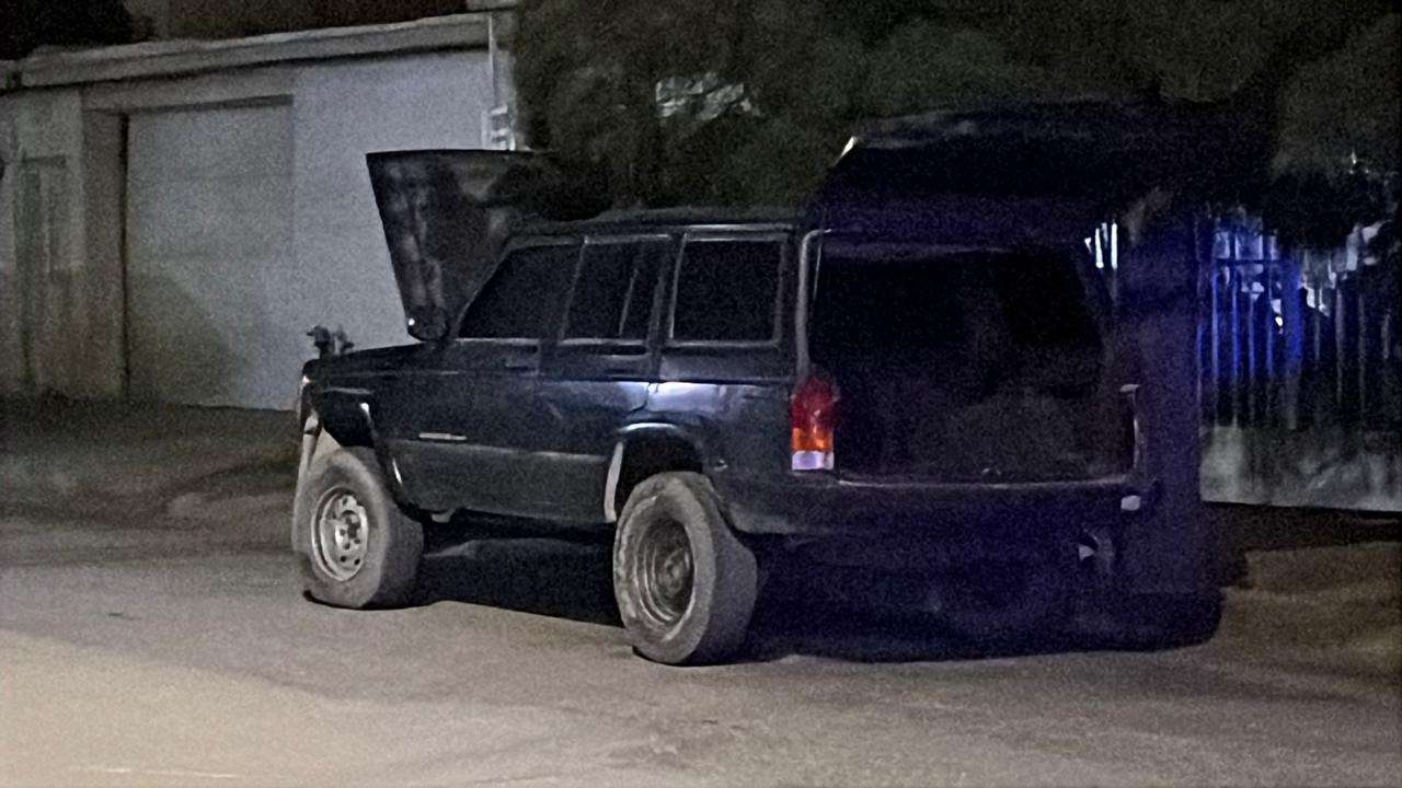 Localizan camioneta ligada al doble homicidio en Alameda Iglesias 