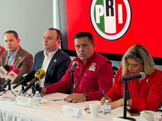 La FGR es la única instancia para iniciar desafuero: Alex Domínguez 