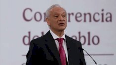 Deja Víctor Rodríguez dirección de Pemex; Juan Carpio tomará el cargo