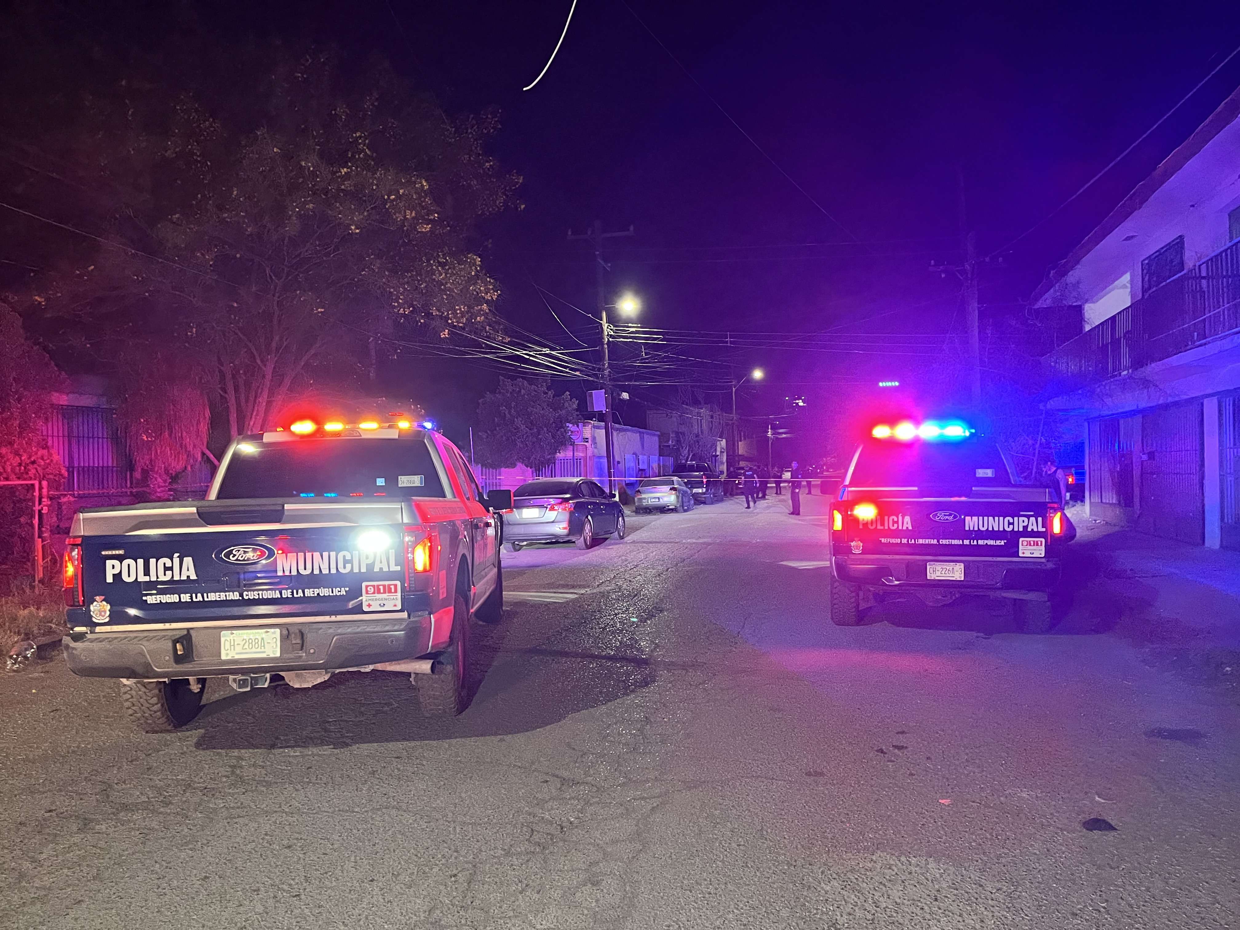  Podría tratarse de hombre desaparecido; hallan cuerpo en vehículo abandonado