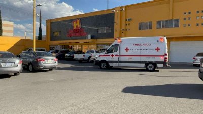 Sufre mujer infarto fulminante en farmacia de la avenida Universidad