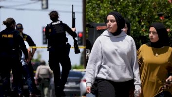 Deja tiroteo en mezquita de San Diego al menos cinco muertos